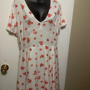 GAP White and Red Flutter Sleeve Sundress